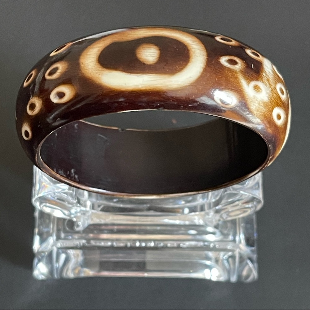 Brown And Tan Patterned Bangle. - image 6